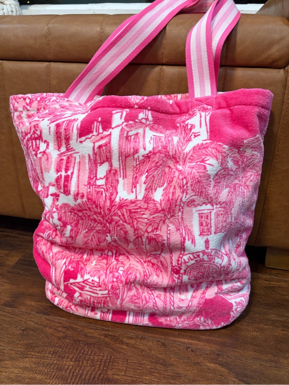 Lilly Pulitzer Towel Tote Palm Beach Towel NWT - Picture 3 of 9